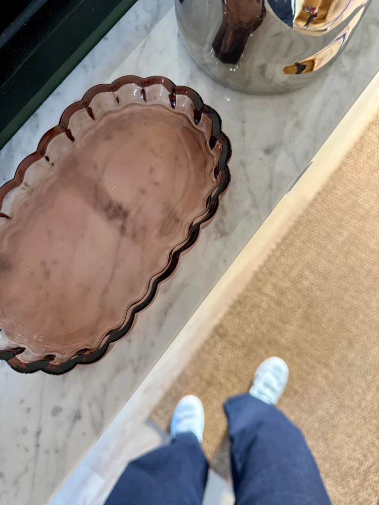 Tablette De radiateur Marbre Carrare Modèle L&rsquo;Intemporelle