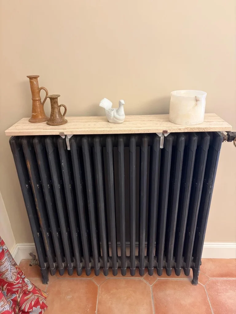 Tablette de Radiateur Travertin Romain Modèle La Rocky